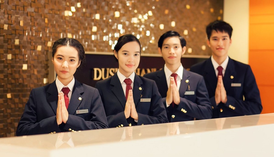 Receptionist
